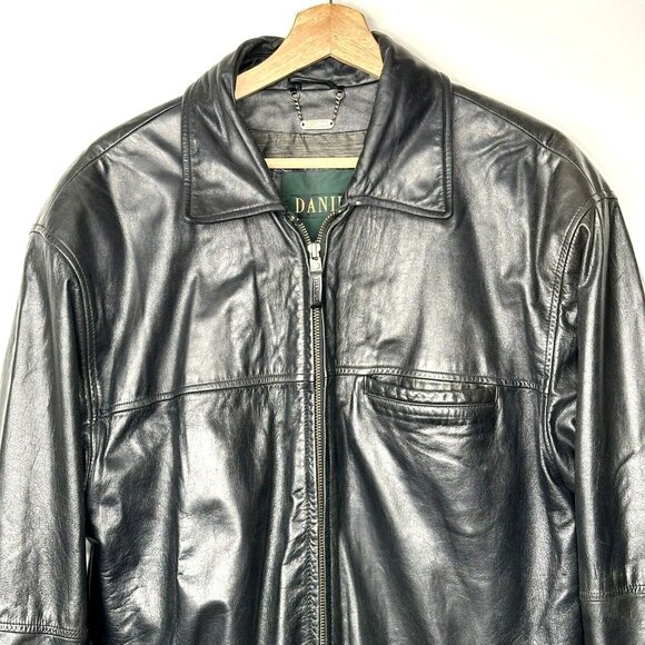 Danier Mens Genuine Leather Jacket VTG 90s Full Zip Buckle Cuffs Black Medium - Picture 3 of 16